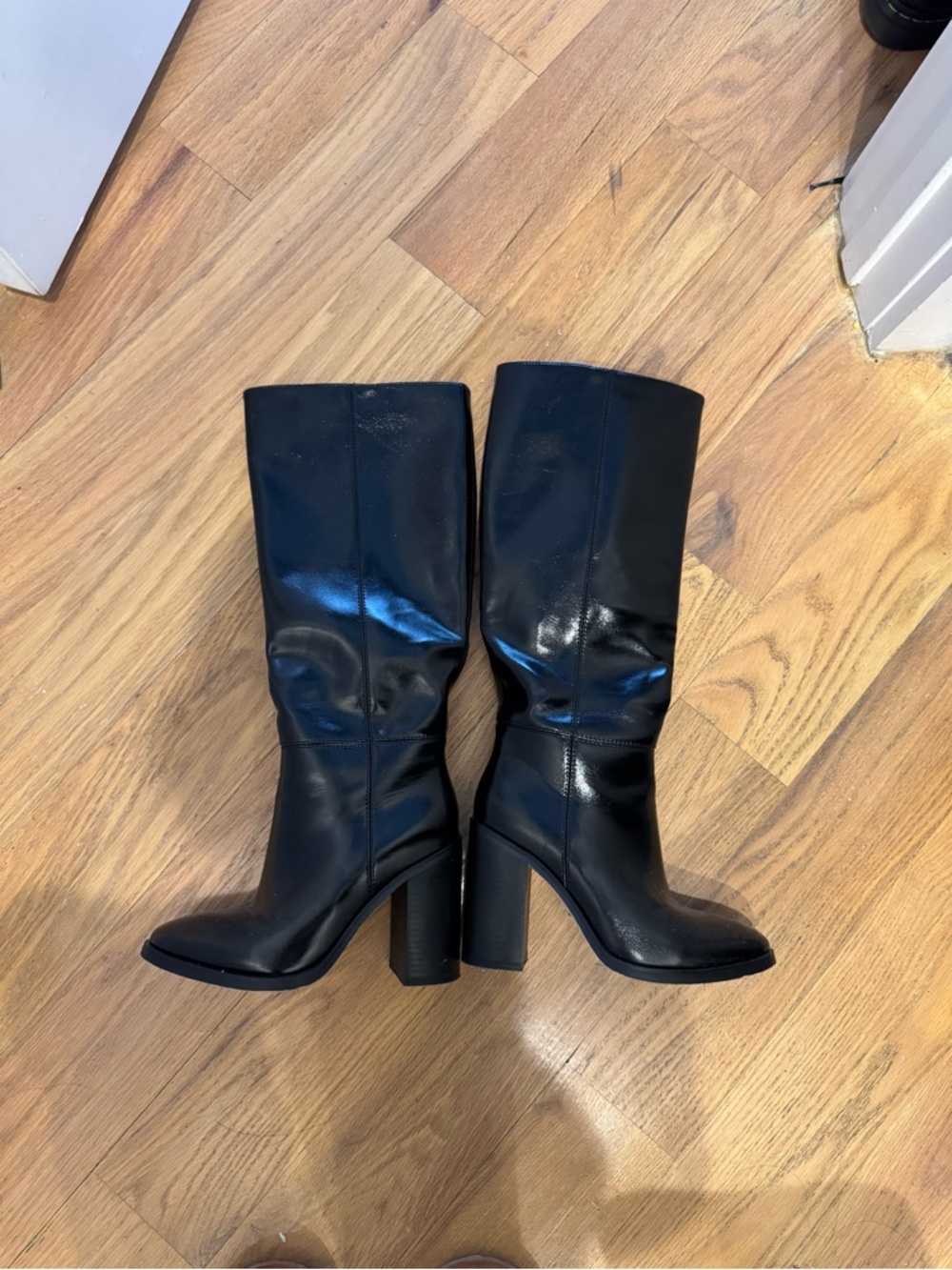 Women's Black Knee High Block Heel Boots